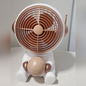 Space-Themed Fan With Charger